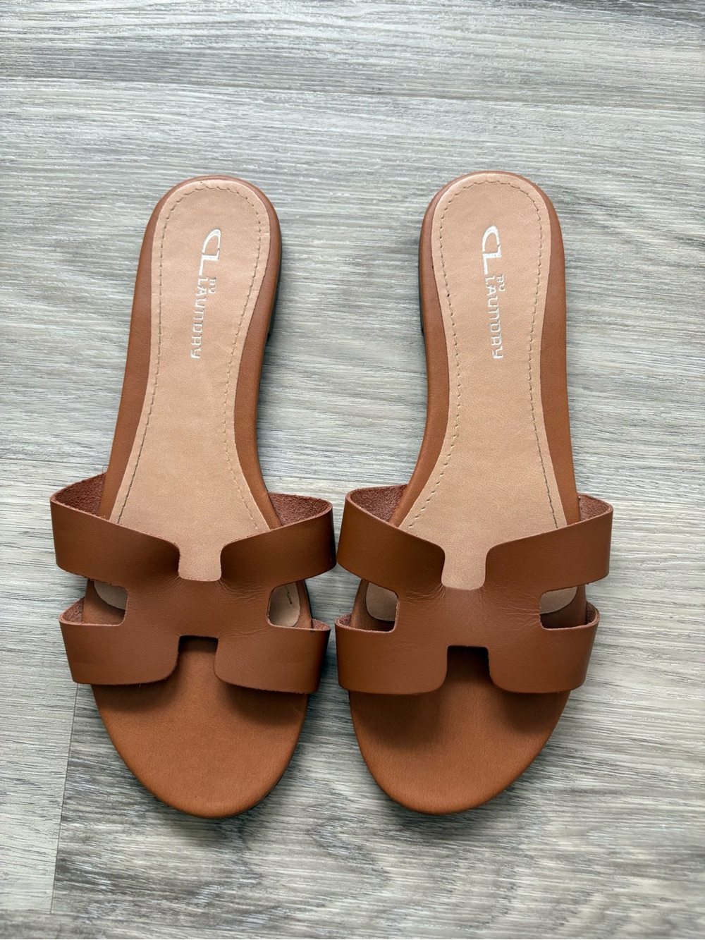 Chinese Laundry Tan Slide Sandals